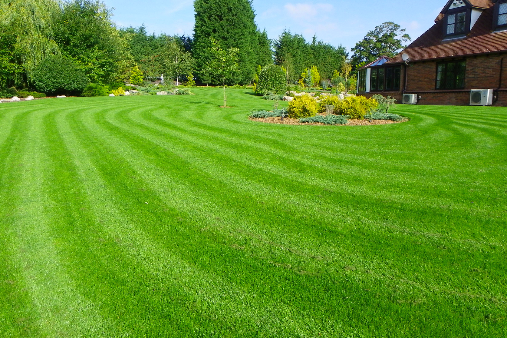 Green Hands Gardening Service